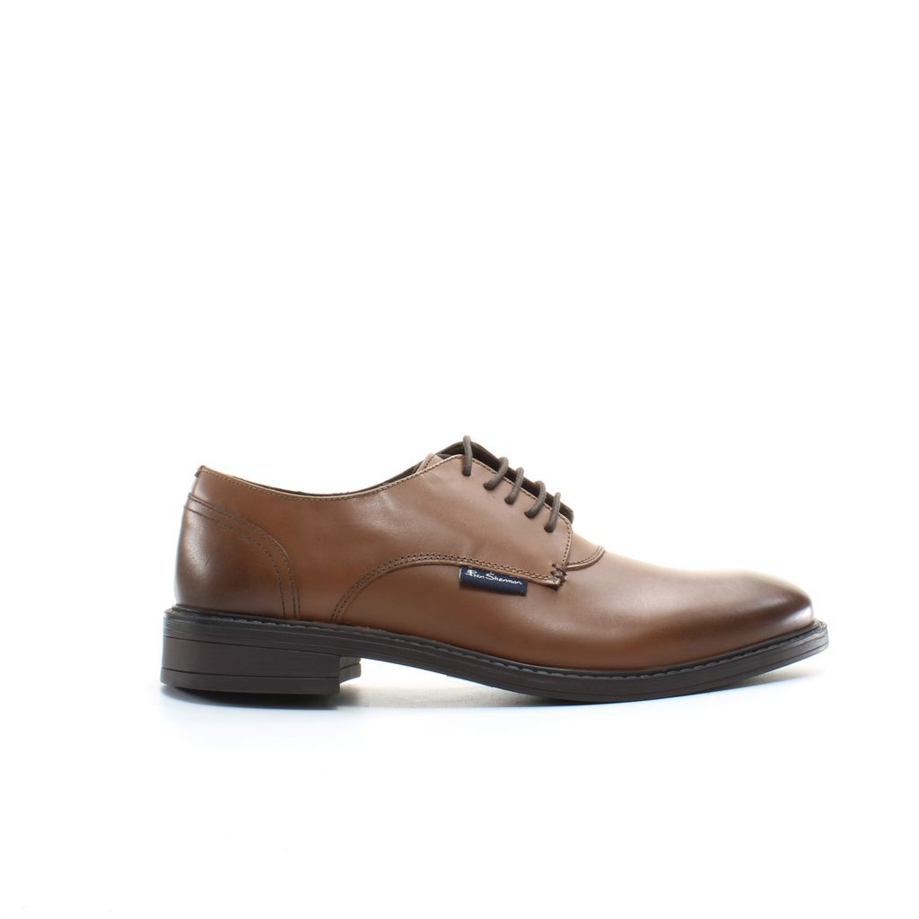 Klassischer brauner Oxford-Lederschuh