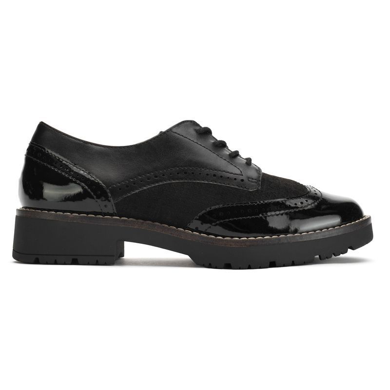 Brogues mit Materialmix und Lack-Finish