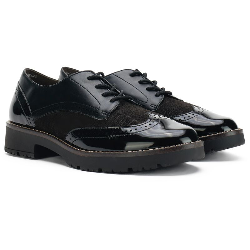 Brogues mit Materialmix und Lack-Finish