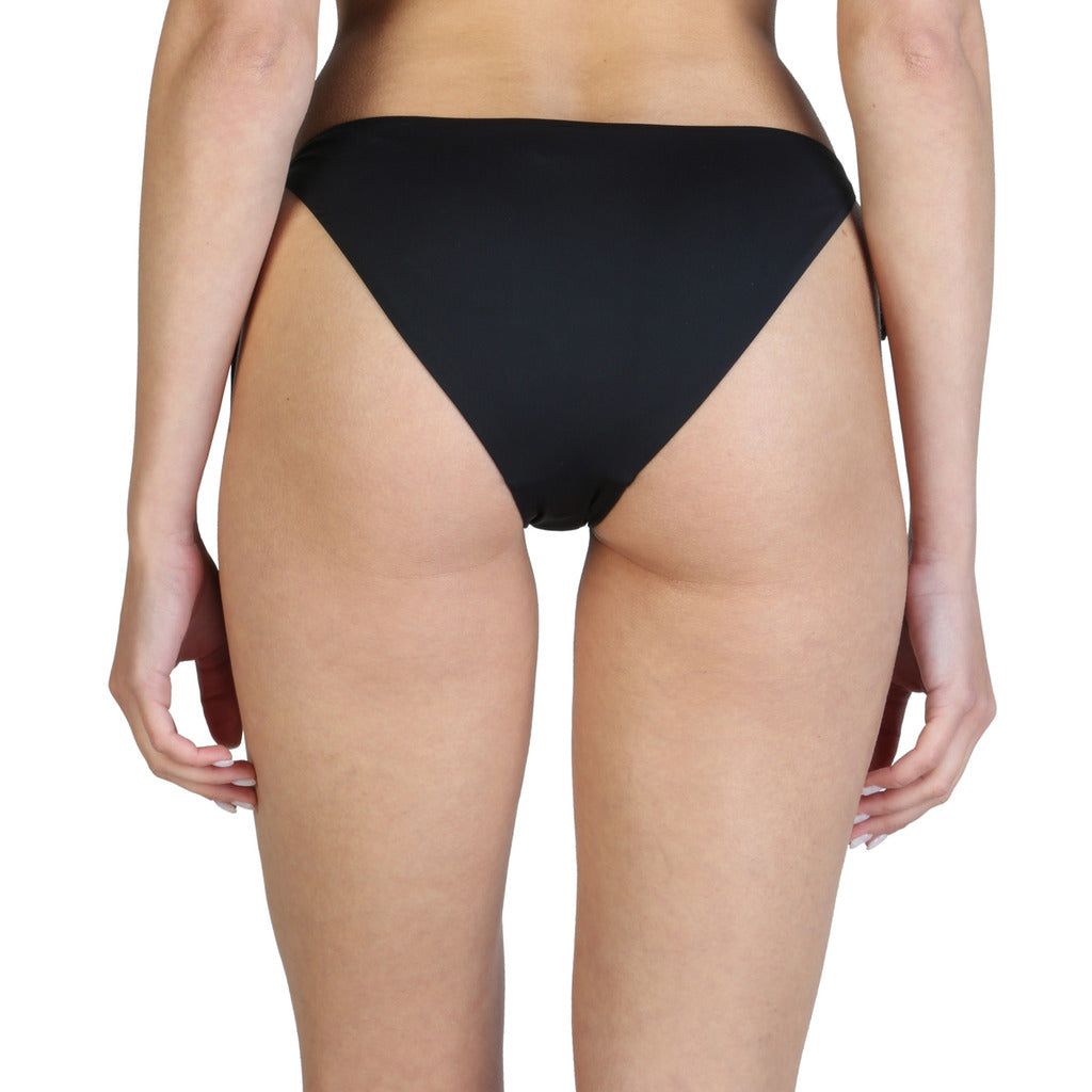 Minimalistische Bikinihose zum Binden