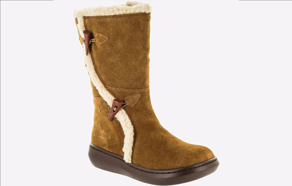 Wadenhohe Wildlederstiefel mit Knebelverschluss