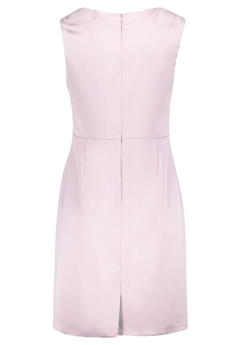 Elegantes ärmelloses Cocktailkleid aus Satin