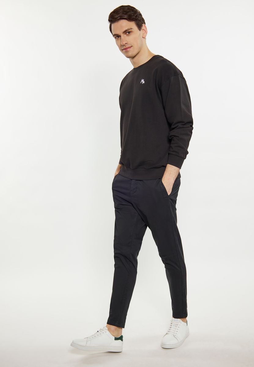 Relaxter Rundhals-Sweatshirt mit Stickerei