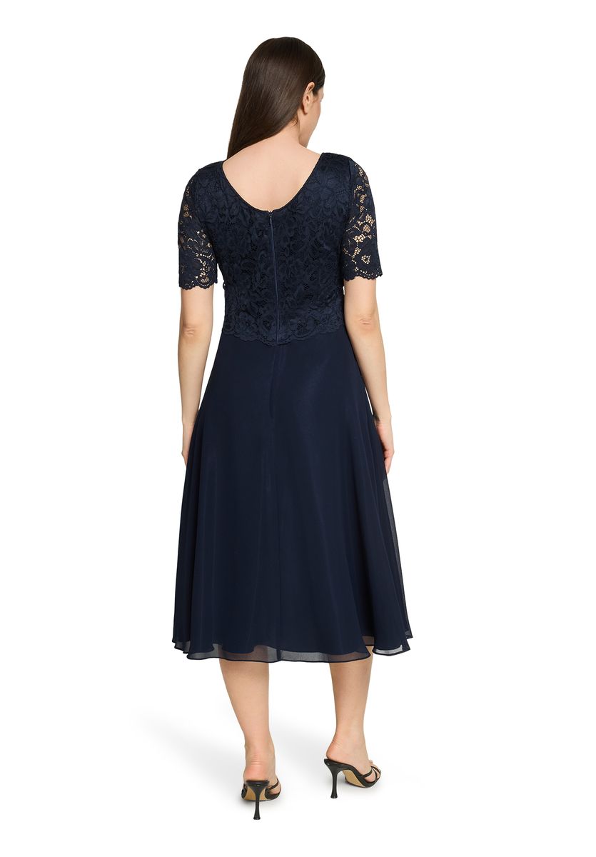 Elegantes Cocktailkleid mit Chiffon und Spitze