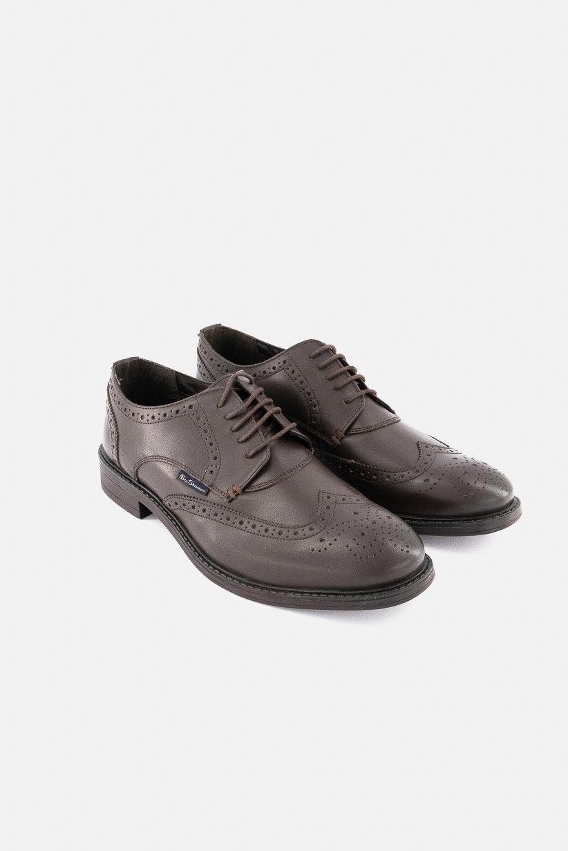 Braune Leder Oxford Schnürschuhe mit Flügelkappe