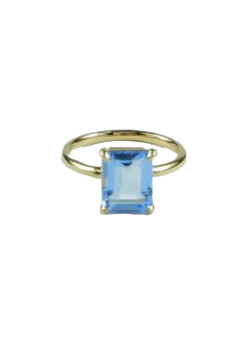 Goldring mit blauem Quarzstein