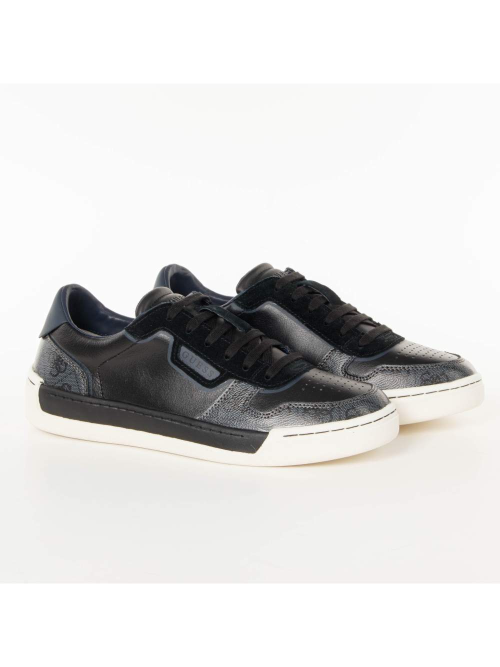 Essentials Leder-Sneakers mit niedrigem Schaft