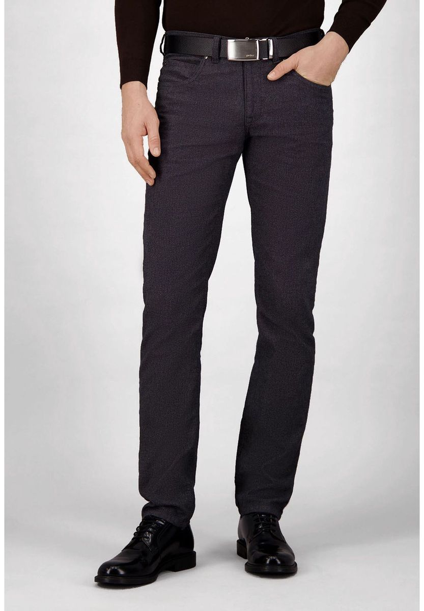 Moderne Stretchhose mit gerader Passform