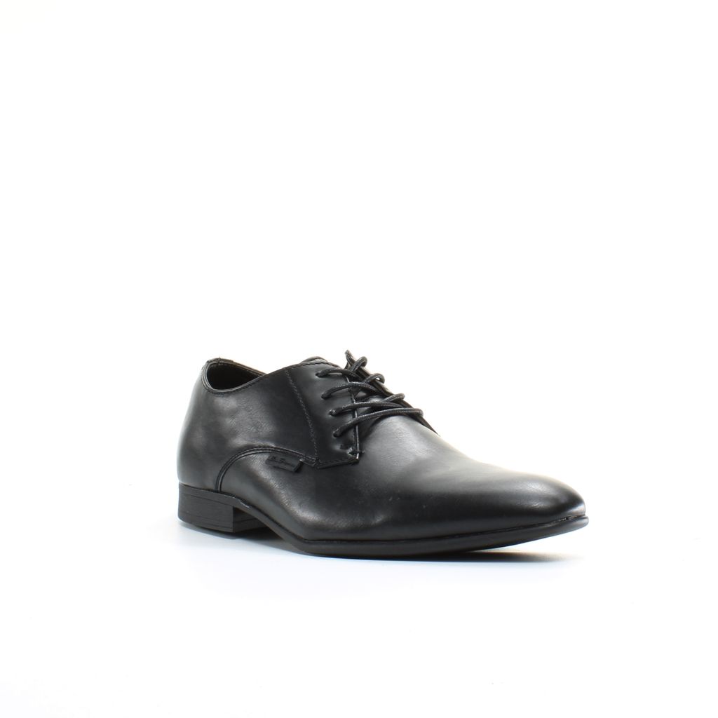 Klassische Derby-Schuhe zum Schnüren