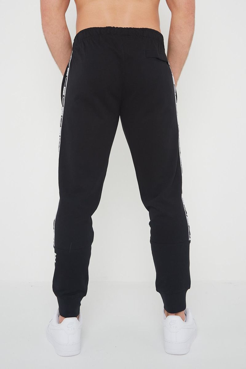 Fleece-Jogginghose mit Logo-Tape-Details