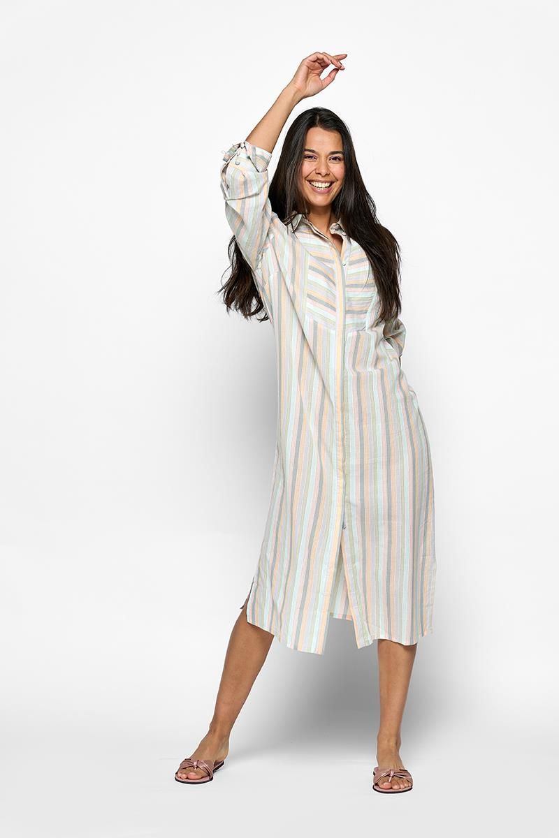 Gestreiftes Pastell-Hemdkleid mit Knöpfen