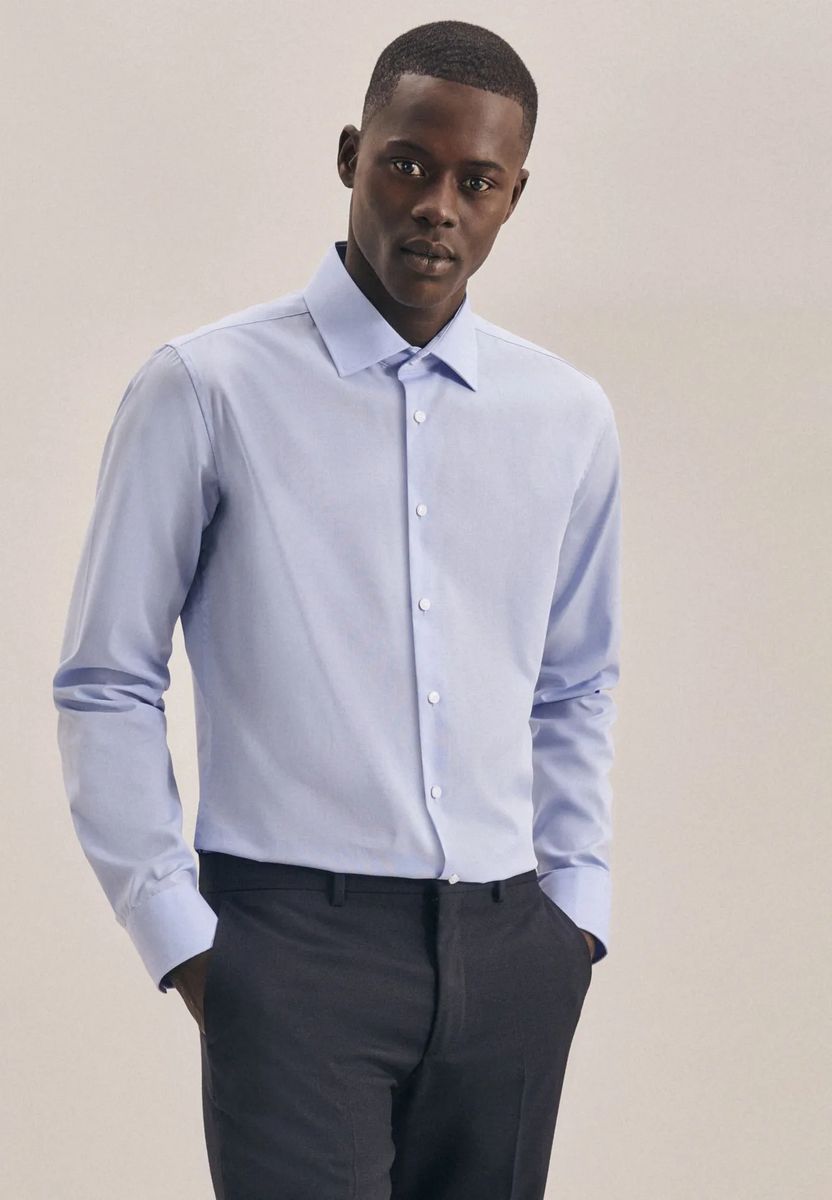 Hellblaues Chambray Businesshemd