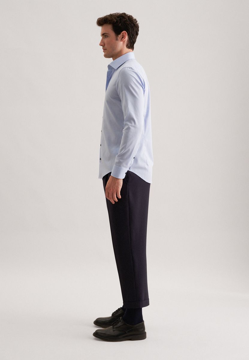 Hellblaues Chambray Businesshemd
