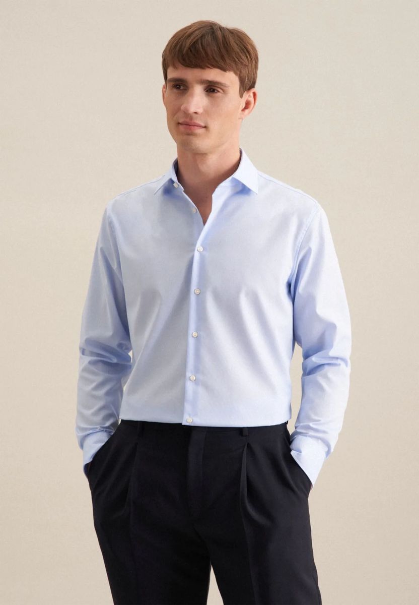 Elegantes Chambray-Hemd in Shaped Fit