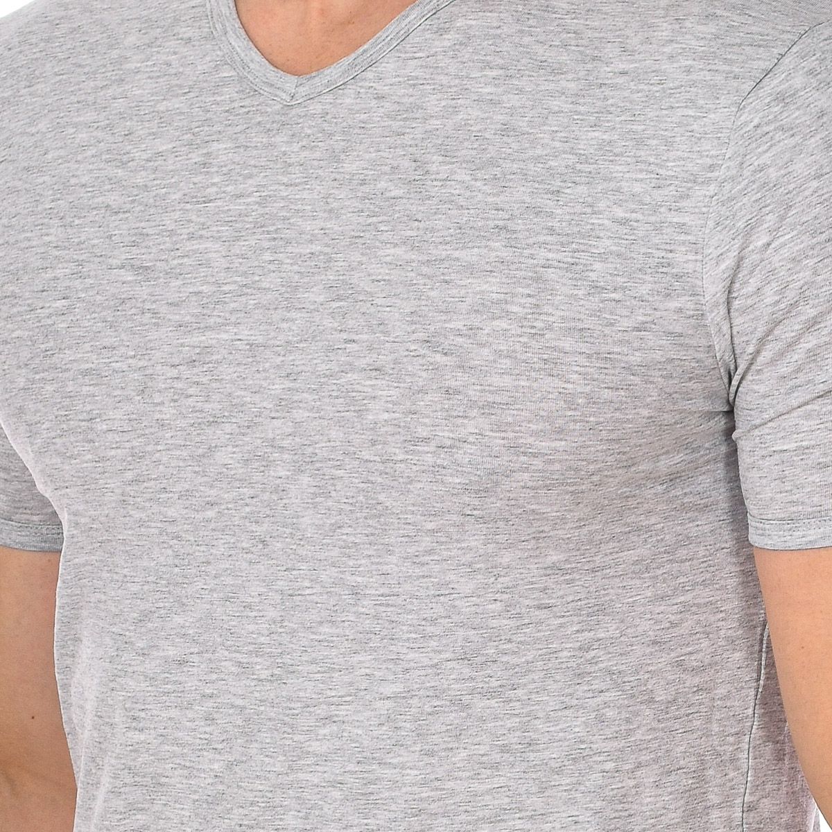 Essentielles T-Shirt mit V-Ausschnitt