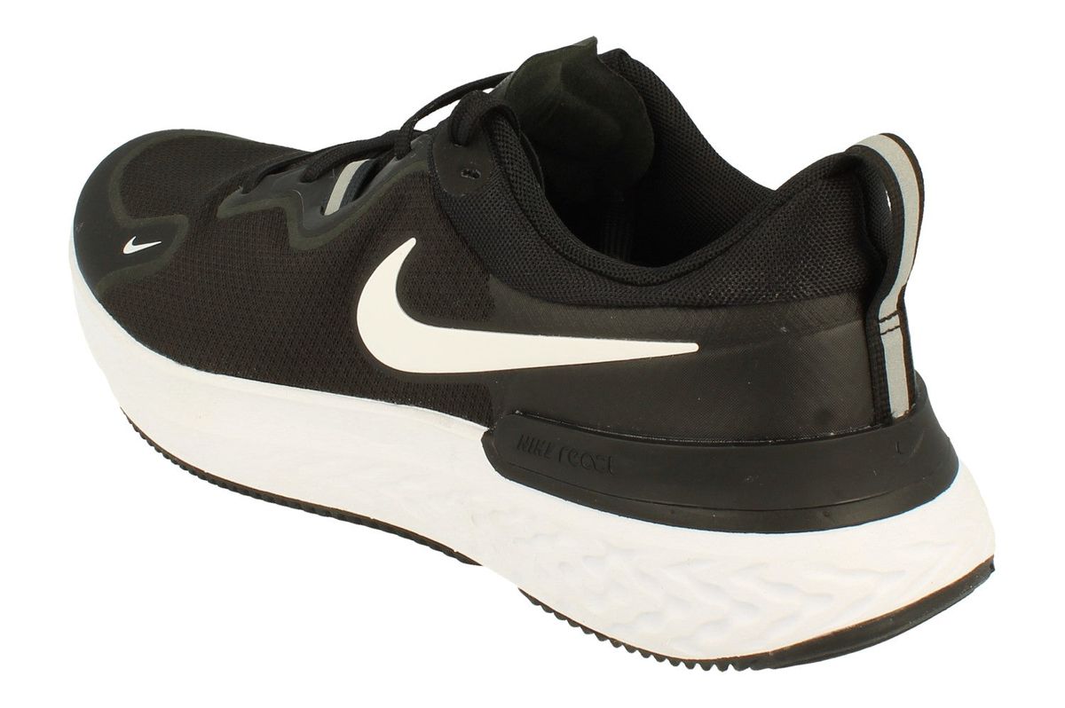 Performance-Laufschuhe mit Mesh-Obermaterial