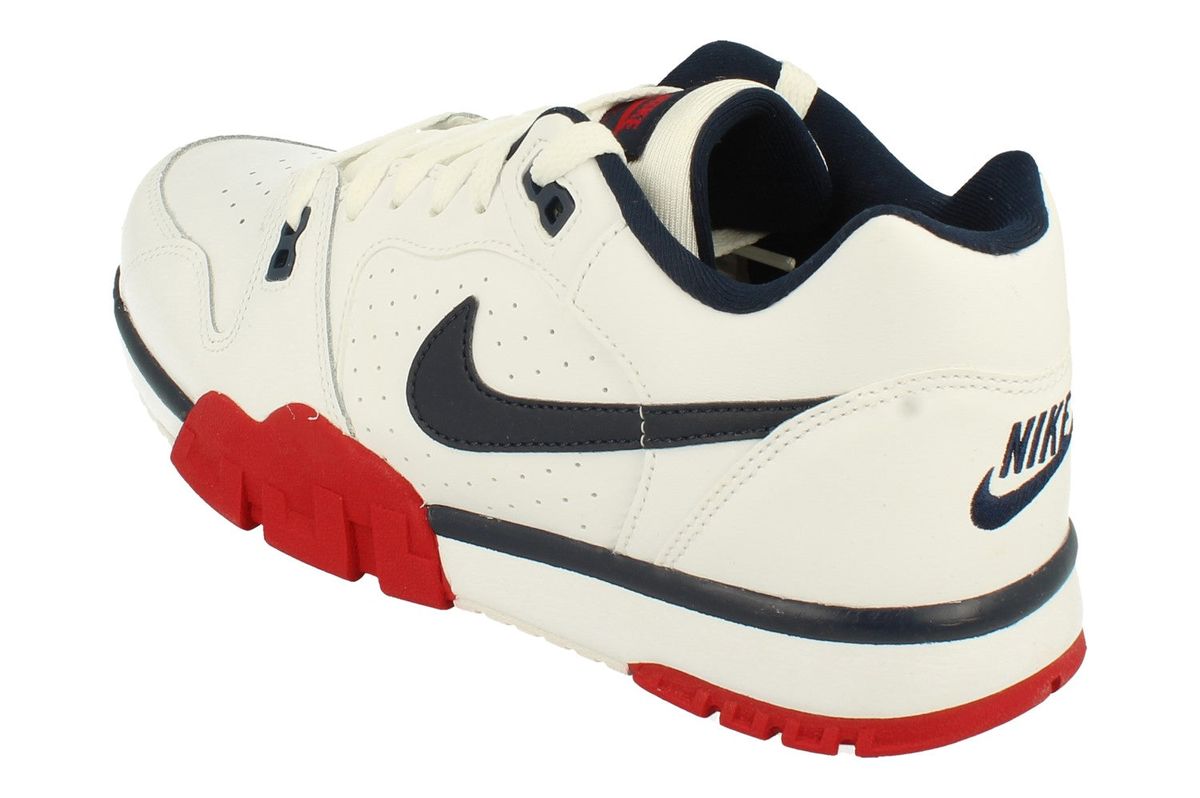 Heritage Low-Top Cross-Trainer