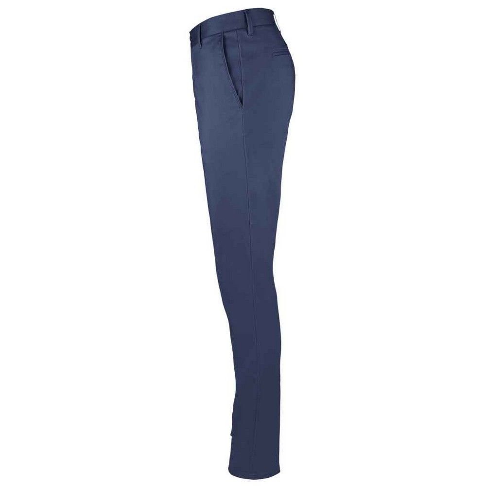 Schmal geschnittene Stretch-Baumwoll-Chinos