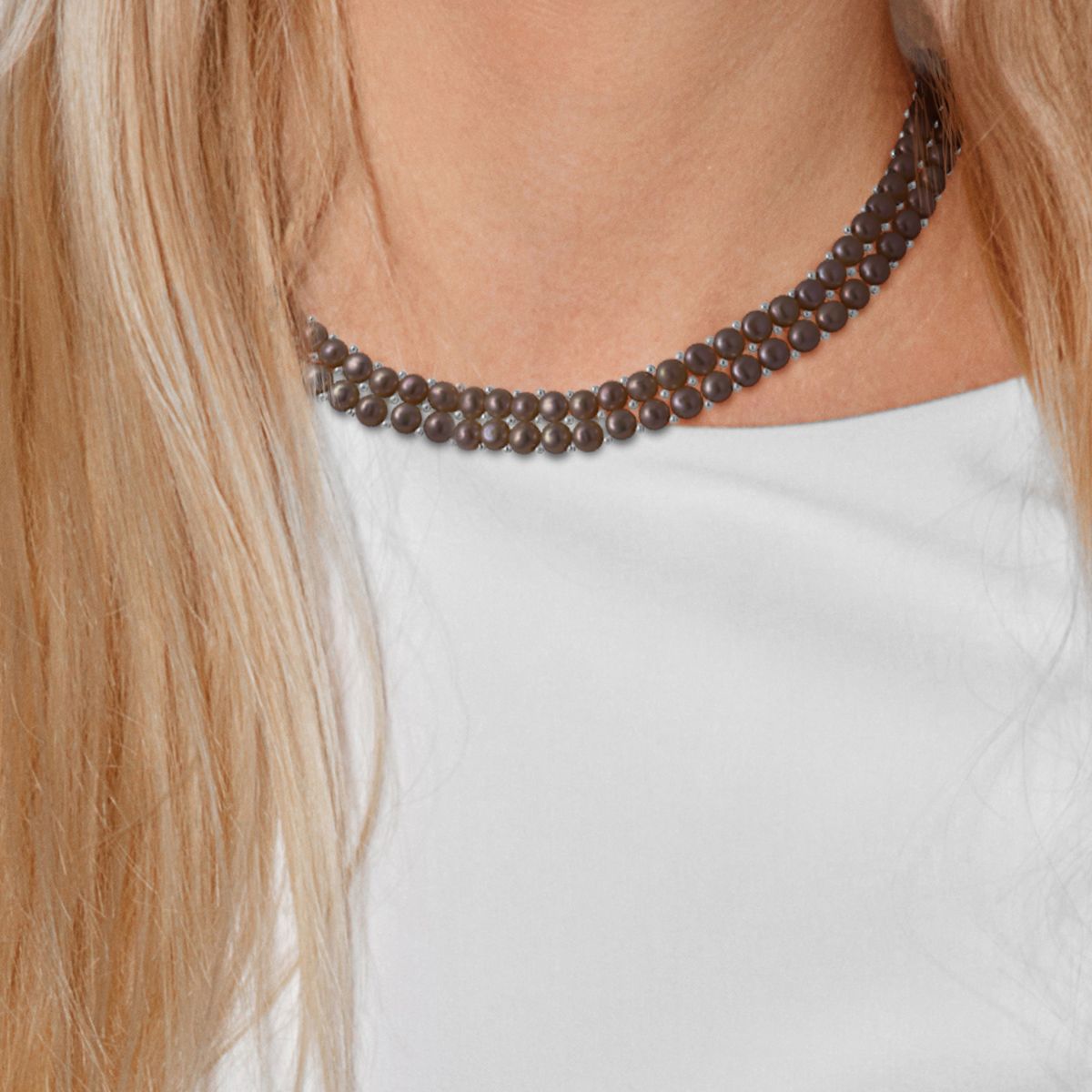 Elegante zweireihige Perlenkette