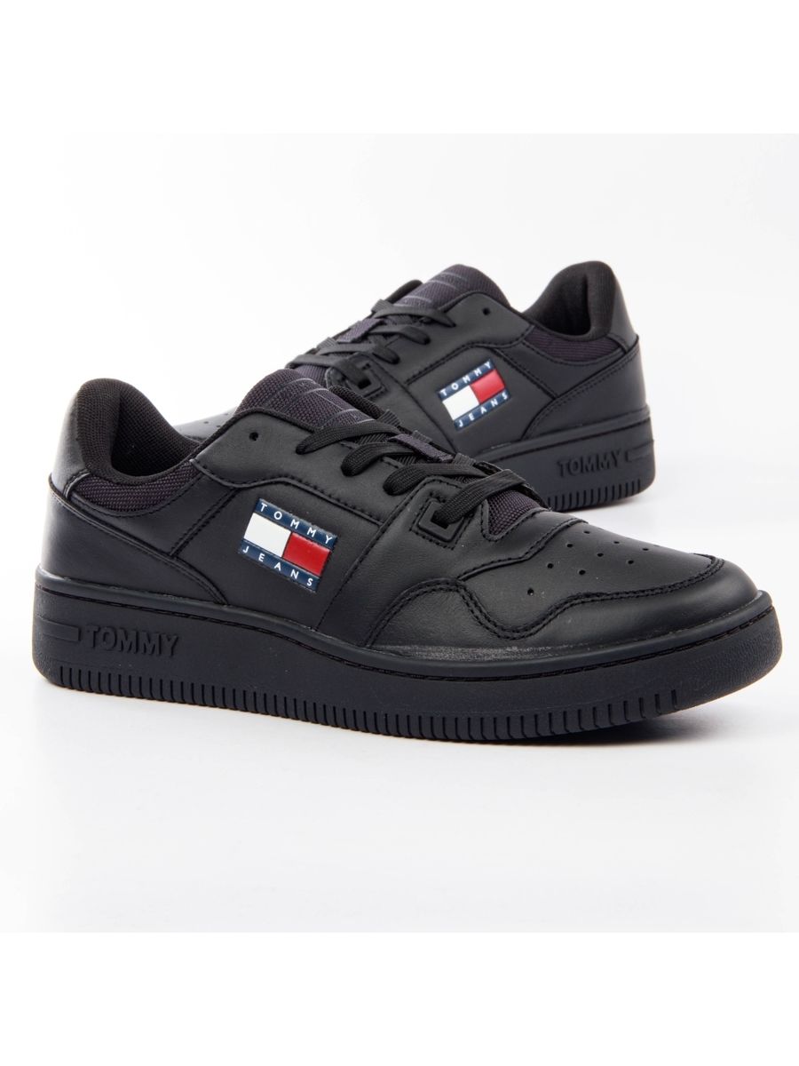 Essenzielle Low-Top Court-Sneaker