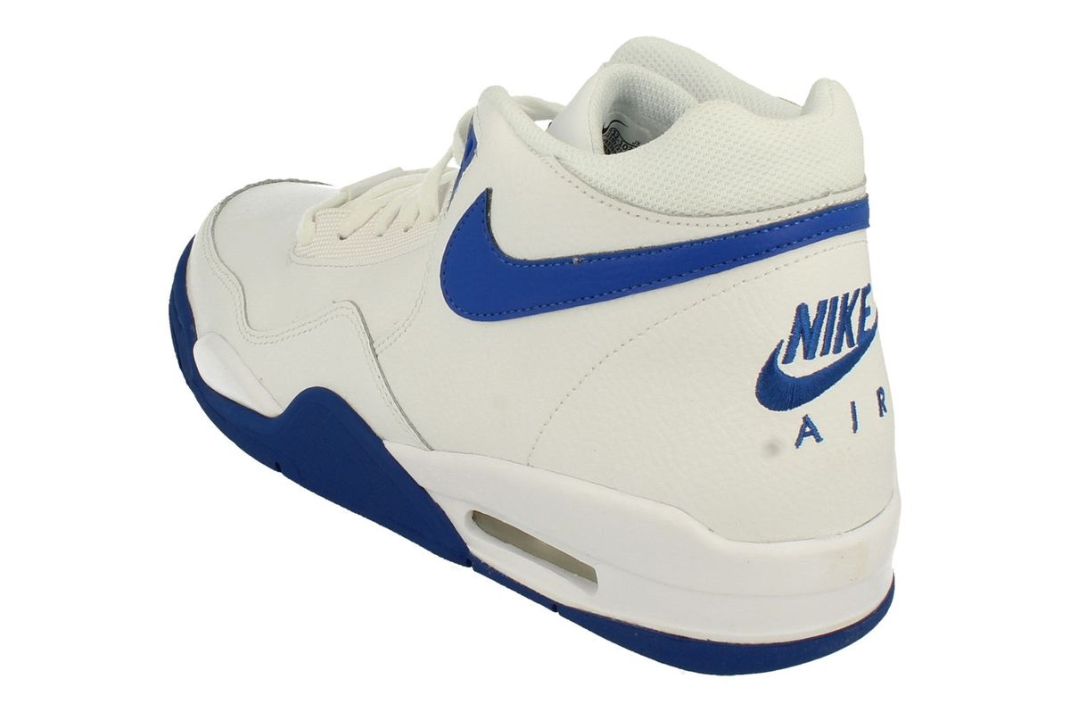 Retro-inspirierte High-Top-Sneaker