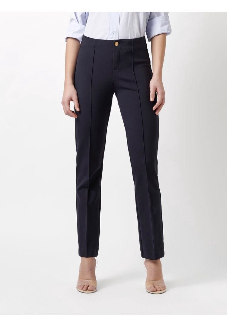 Schmal geschnittene Scuba Strickhose