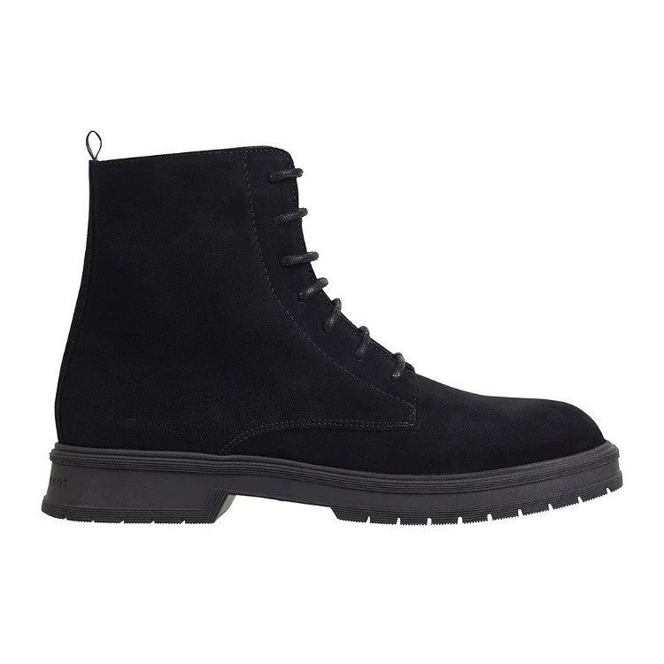 Klassische Schnürstiefel aus Wildleder