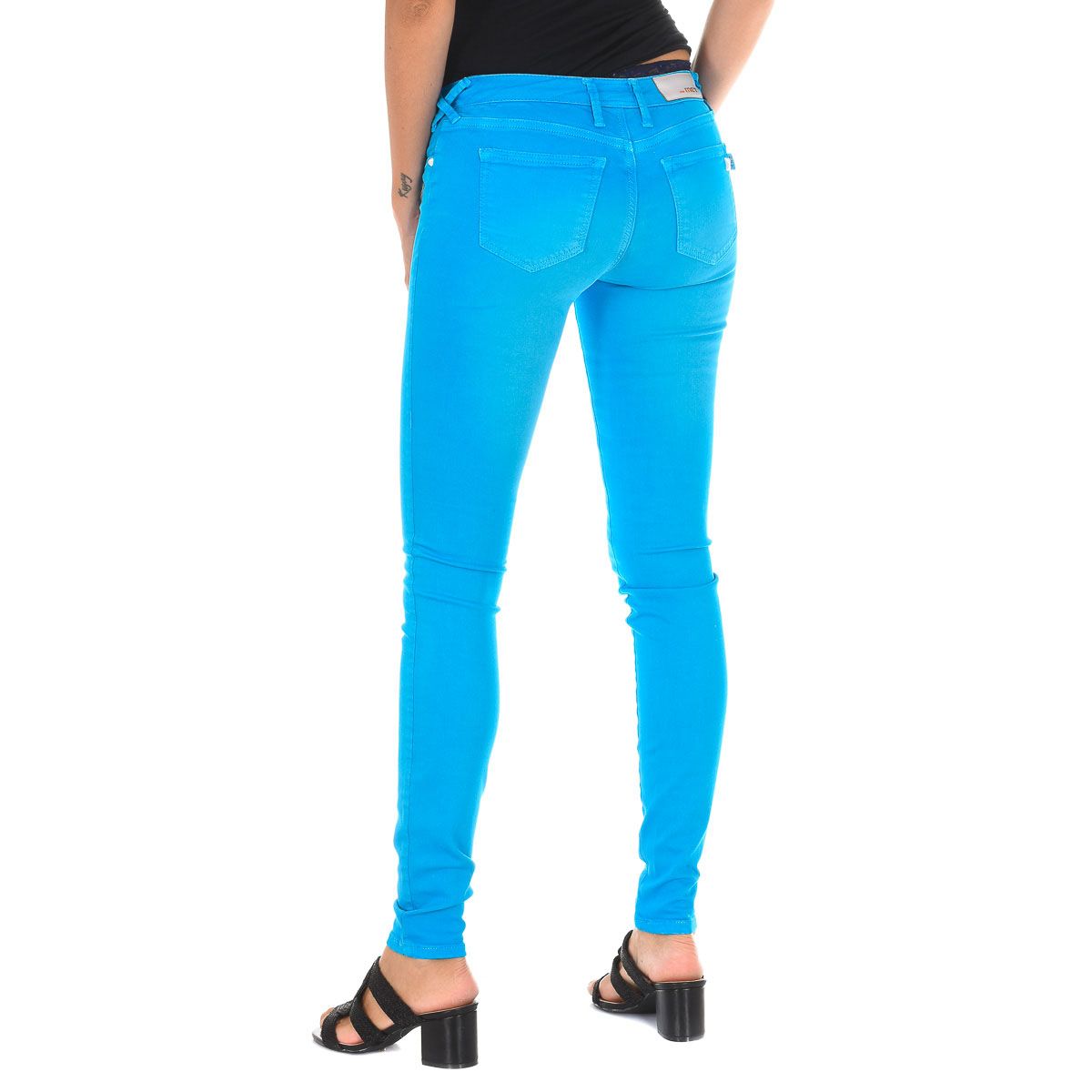 Schmal geschnittene Stretch-Hose mit niedriger Leibhöhe