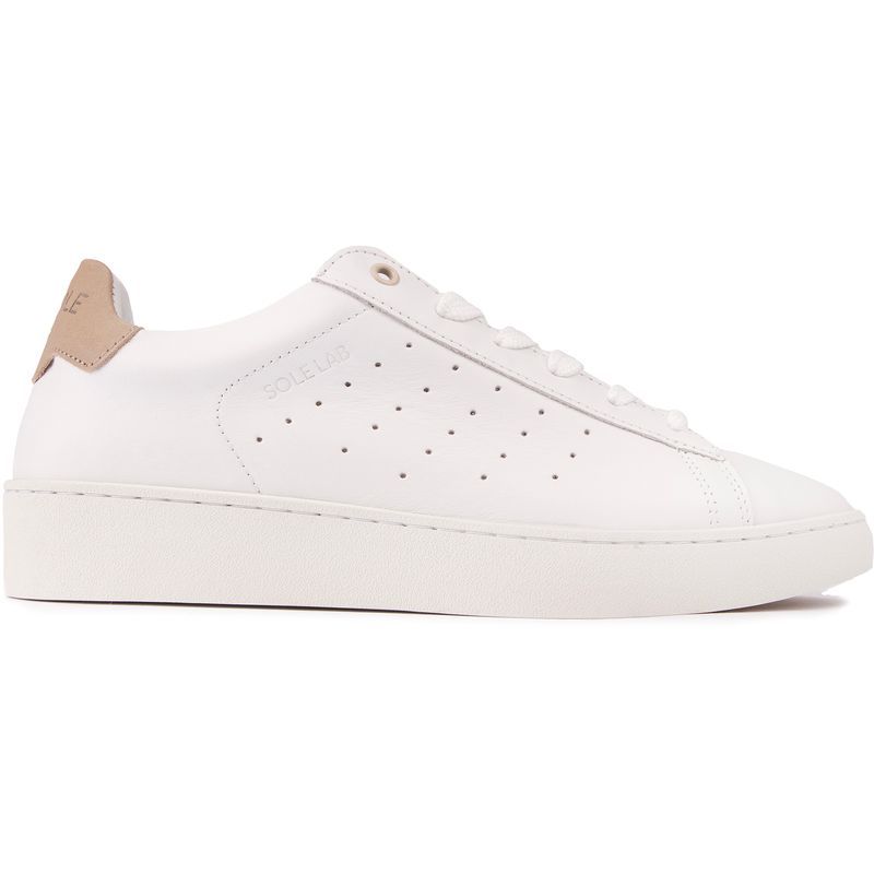 Saubere Leder-Sneakers mit niedrigem Schaft