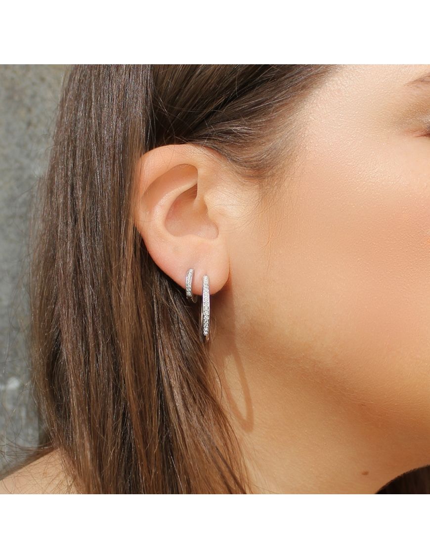 Funkelnde Creolen mit Kristall-Pavé