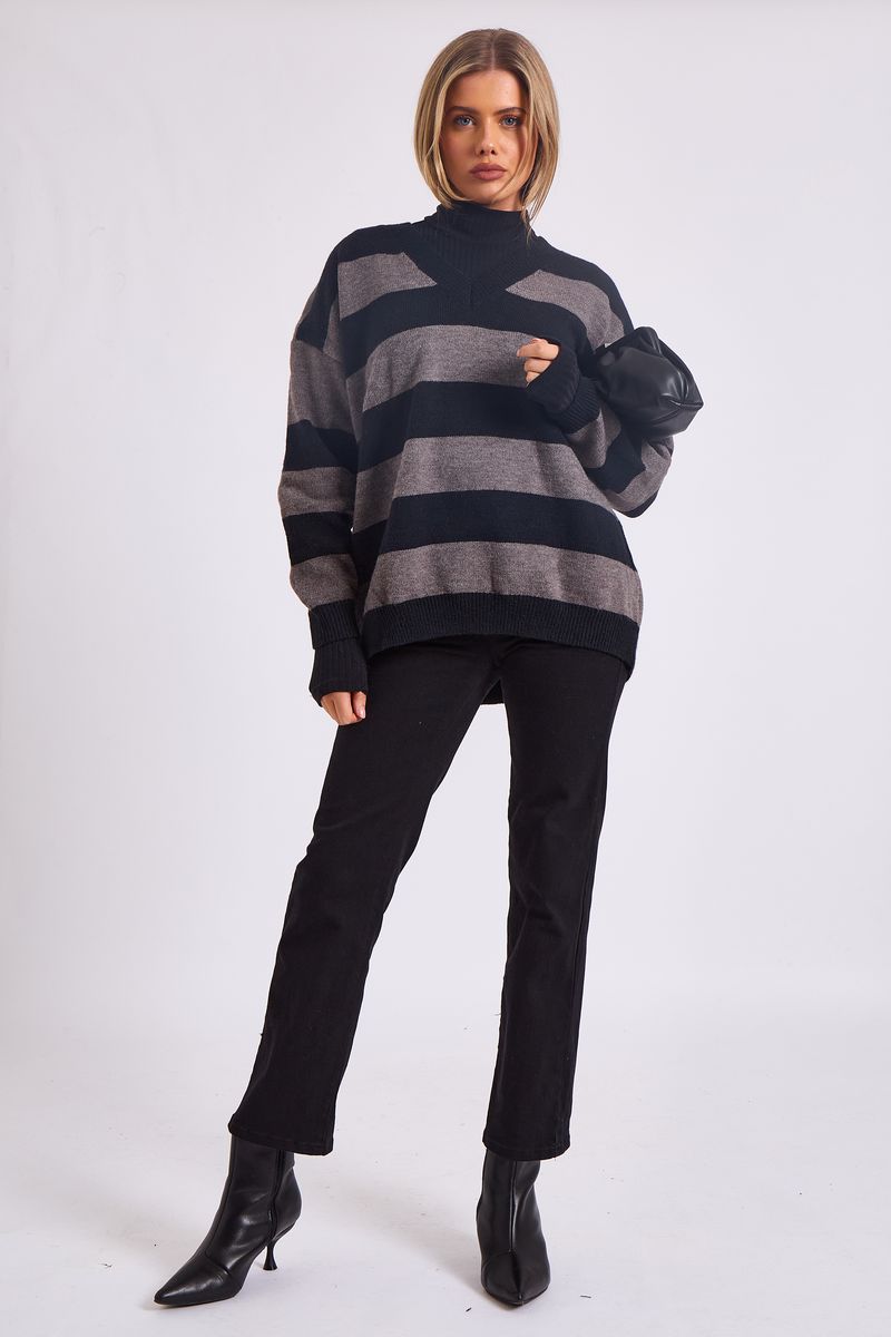 Übergroßer Pullover mit breiten Streifen