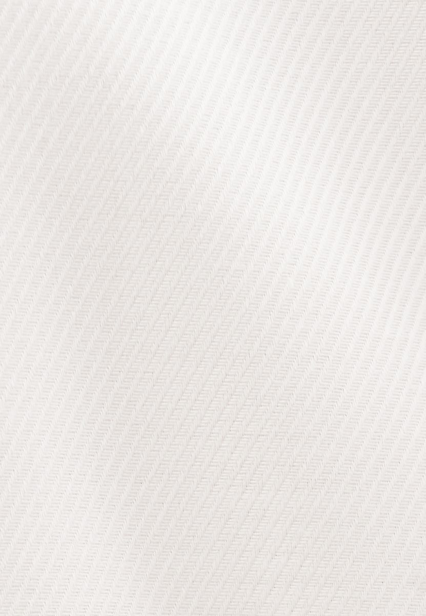 Elegante weiße Bluse mit Stehkragen