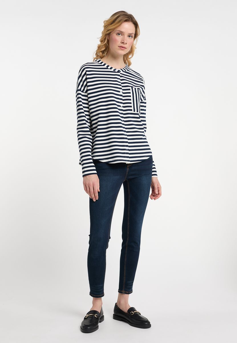 Maritimes Sweatshirt mit Streifen