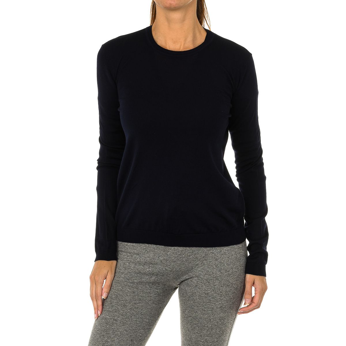 Klassischer Wollpullover mit Rundhalsausschnitt
