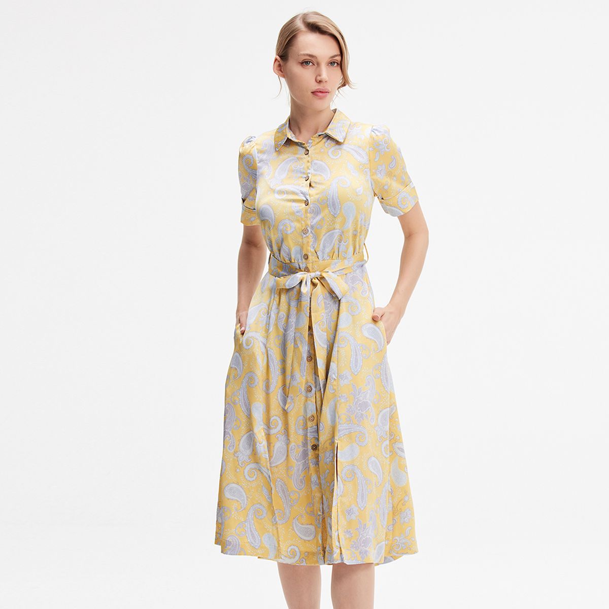 Satin-Hemdkleid mit Paisley-Print