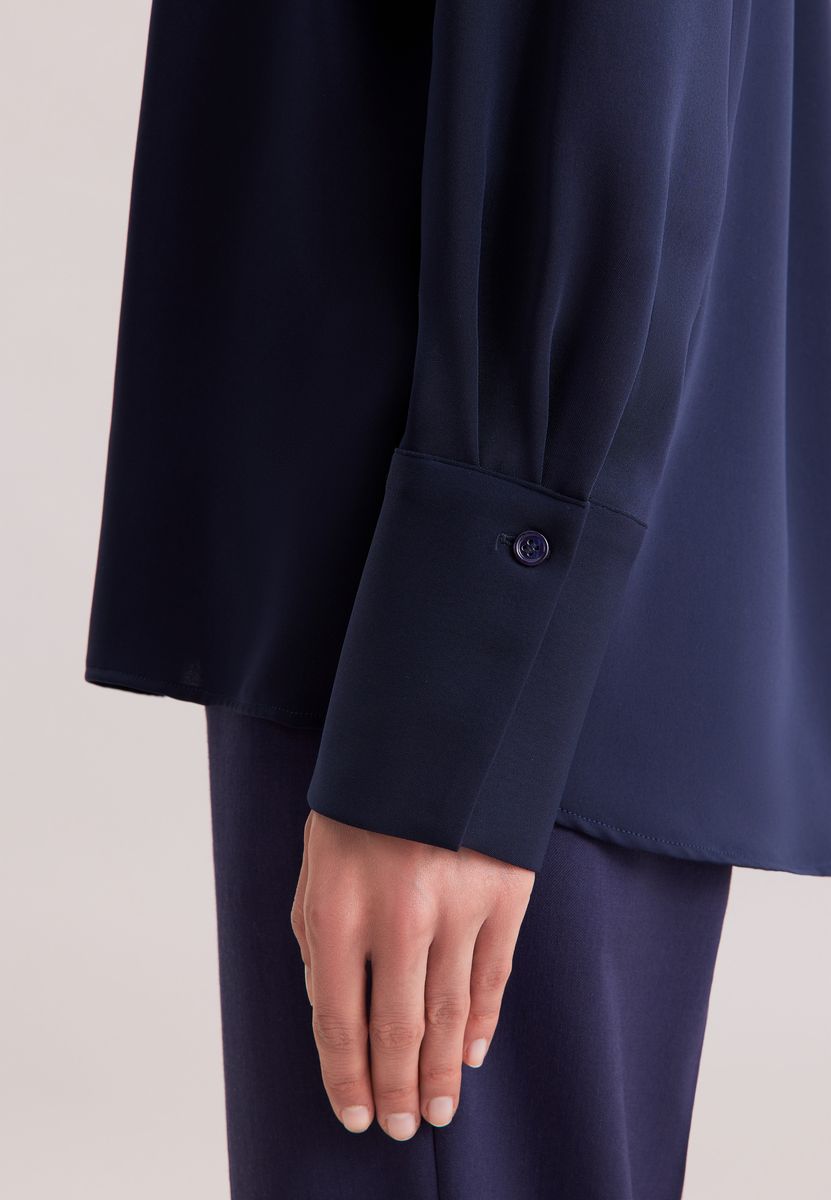 Elegante marineblaue Krepp Langarm Tunika