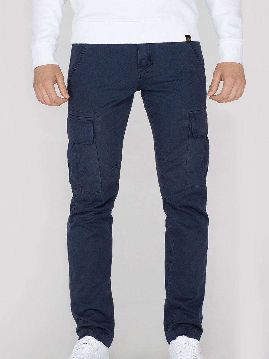 Schmale Cargo-Hose mit Taschen