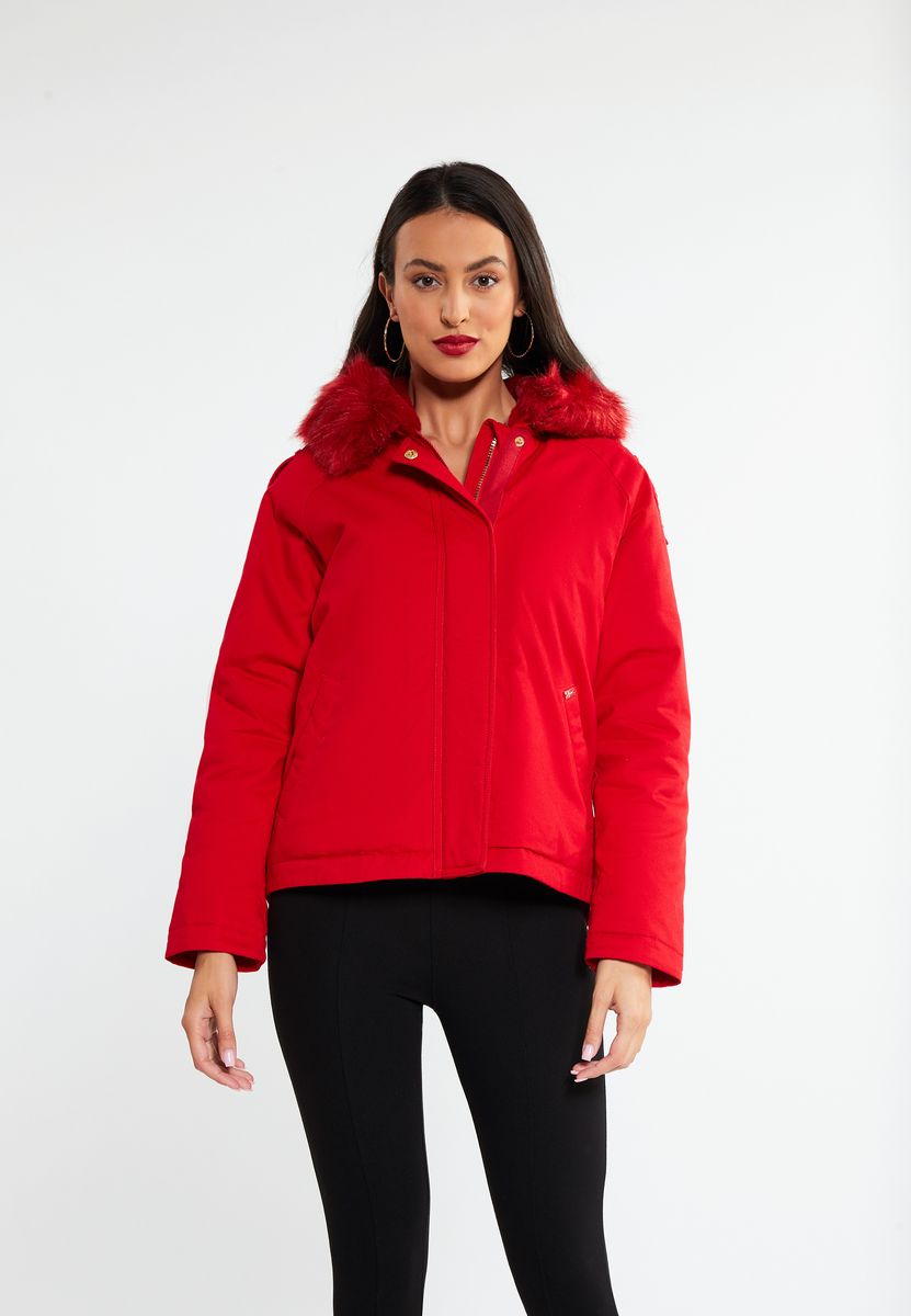 Elegante Winterjacke mit Kunstfellkapuze