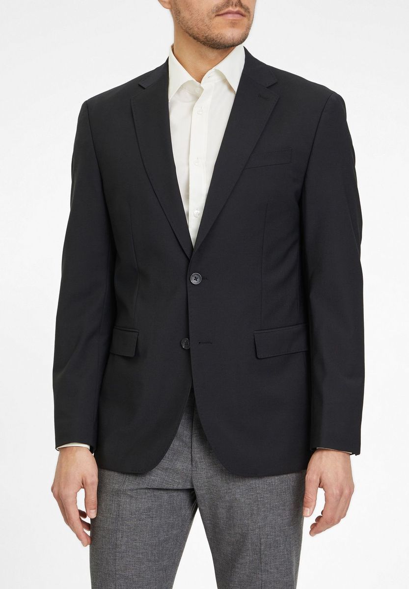 Klassischer schwarzer Zweiknopf-Blazer