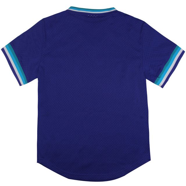 Basketball-Trikot mit Schreibschrift-Schriftzug