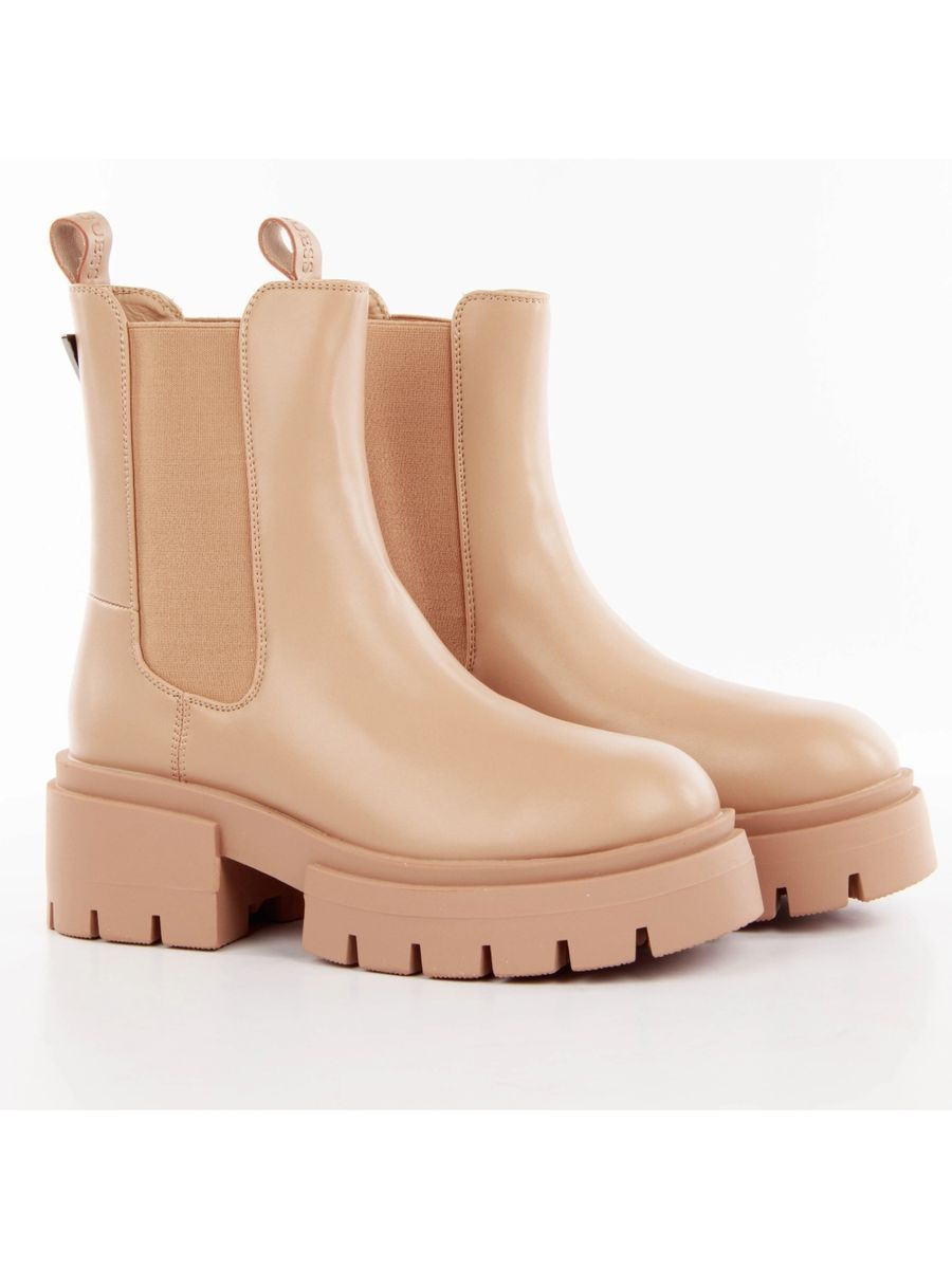 Klobige Chelsea Boots mit Plateausohle