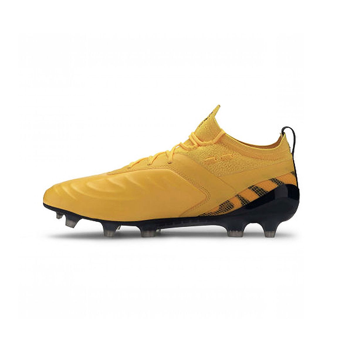 Hochleistungs-Fußballschuhe für festen Boden