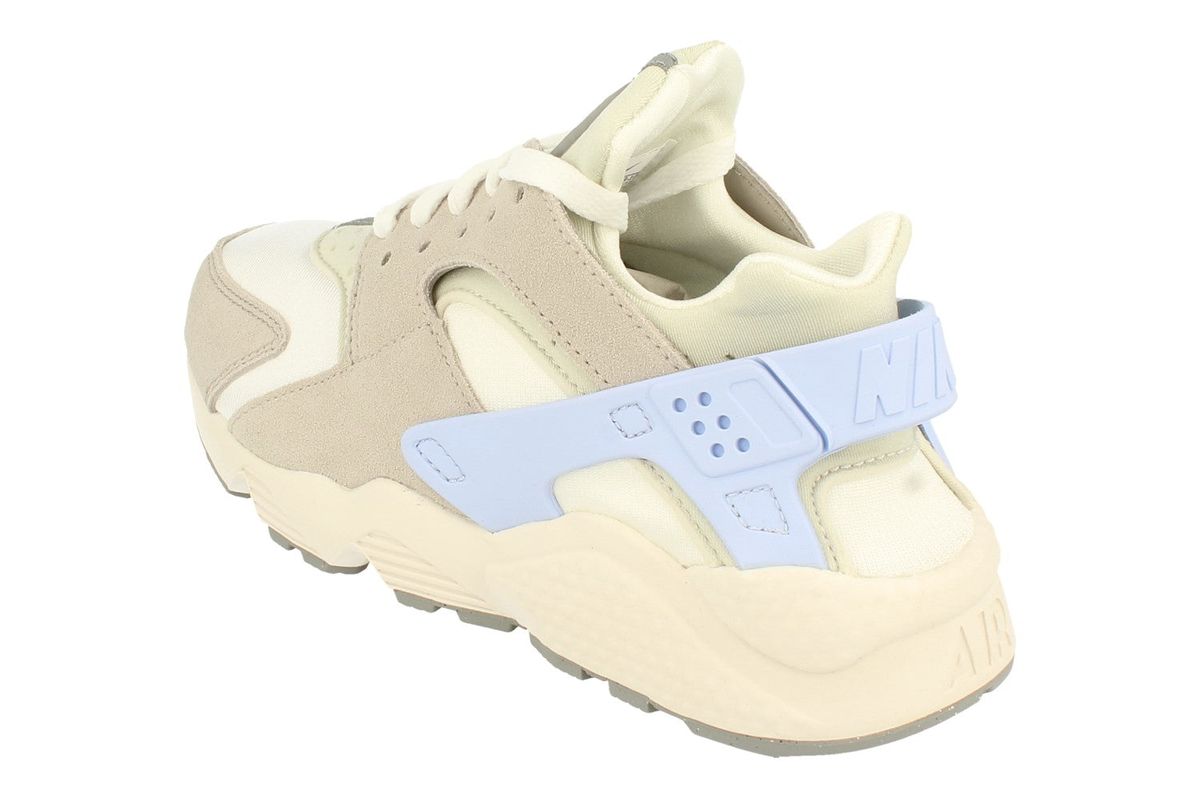 Air Huarache Tech Sneaker