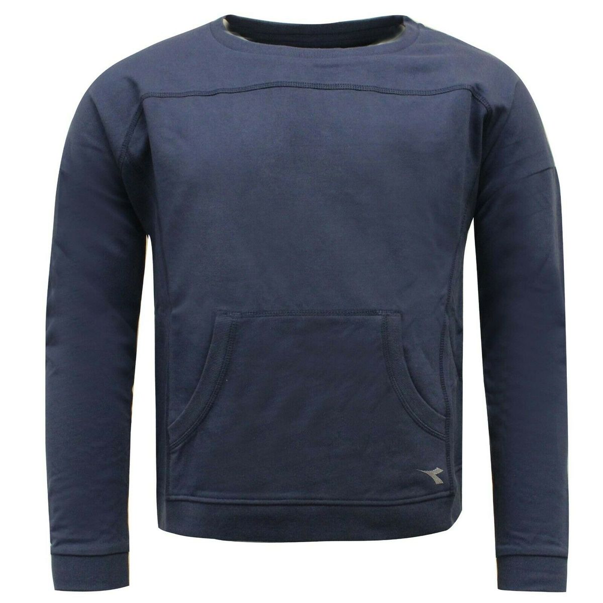 Lässiger Pullover mit Bauchtasche