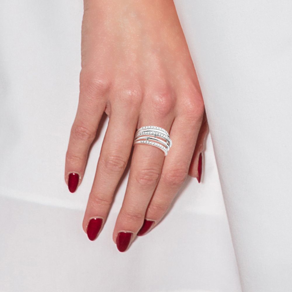 Funkelnder mehrreihiger Zirkonia-Ring