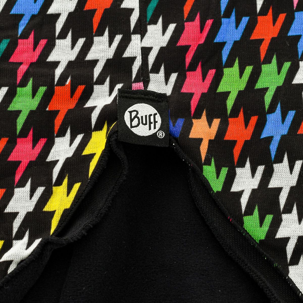 Wendbares Fleece-Bandana mit Hahnentritt