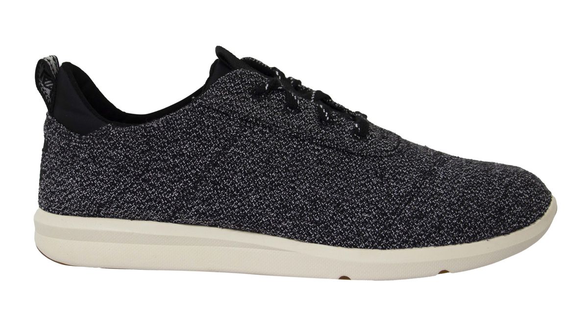 Schwarzer Strick Alltags Sneaker