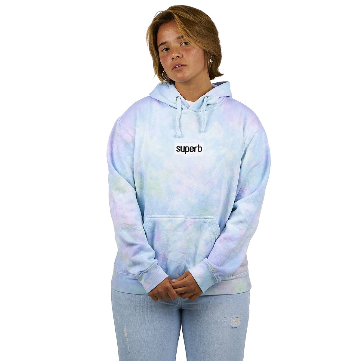 Pastellfarbener Kapuzenpullover mit Batikmuster