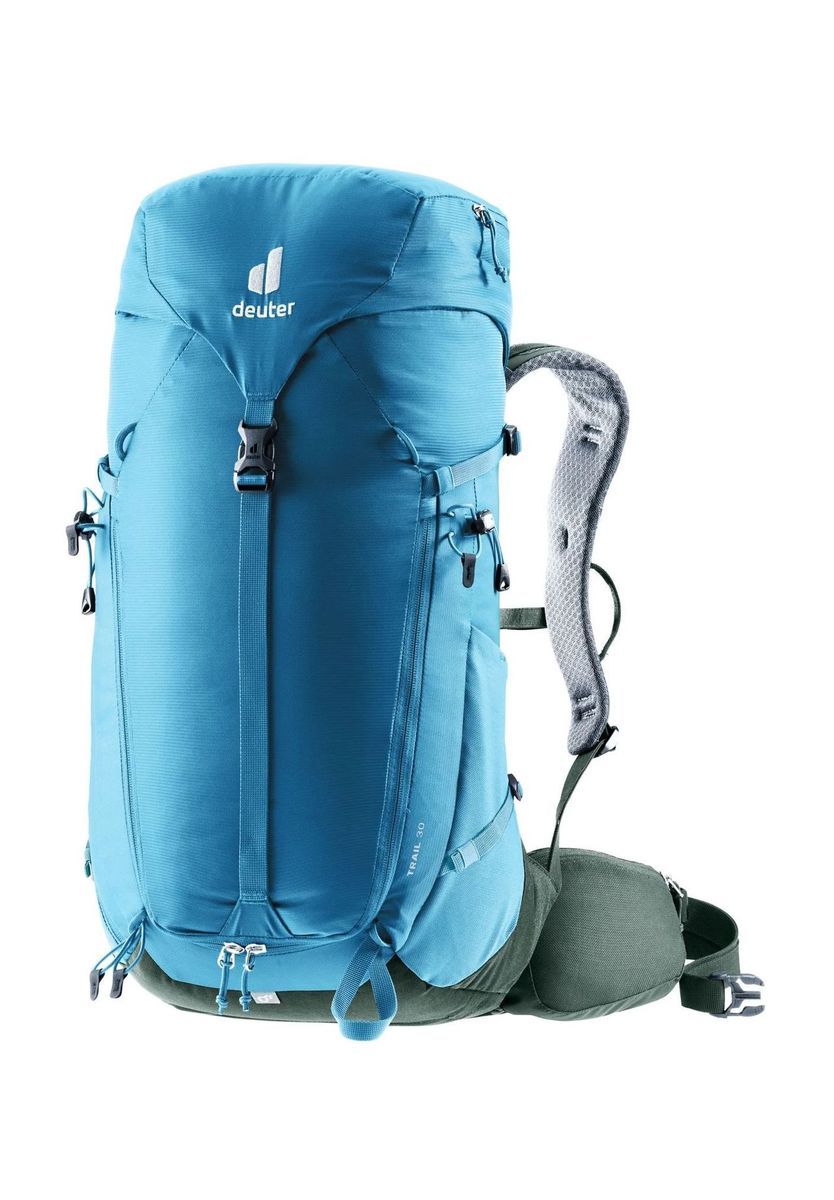 Funktioneller Wanderrucksack mit Regenhülle