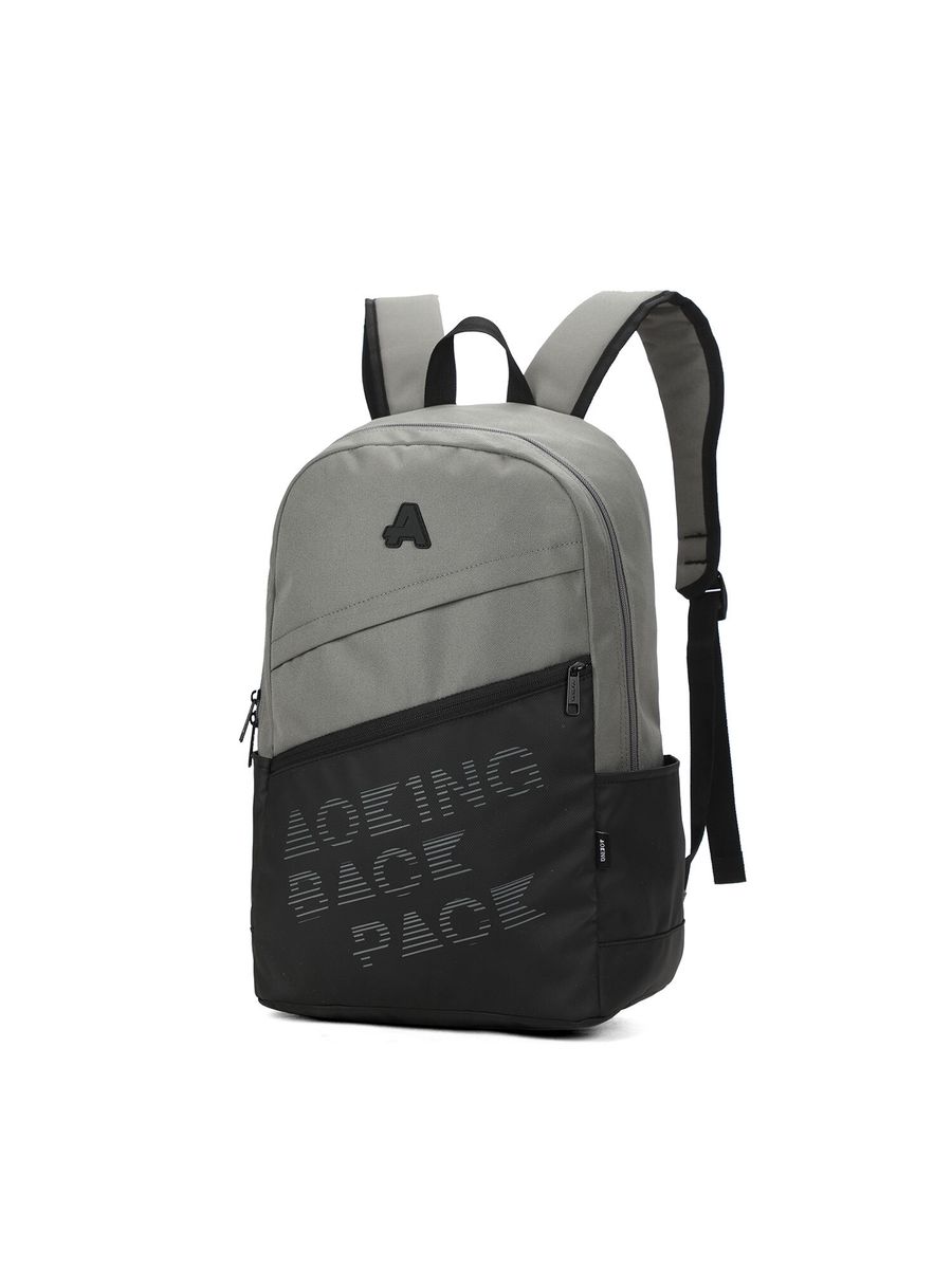 Grafischer zweifarbiger Alltagsrucksack